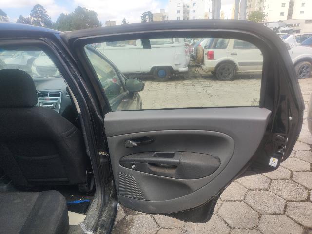 FIAT PUNTO ATTRACTIVE - 2011/2012 — foto 19 de 24