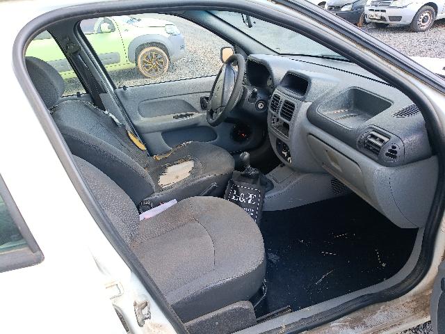 Foto 16 de 32: CLIO CAM1016VH - 2010/2011