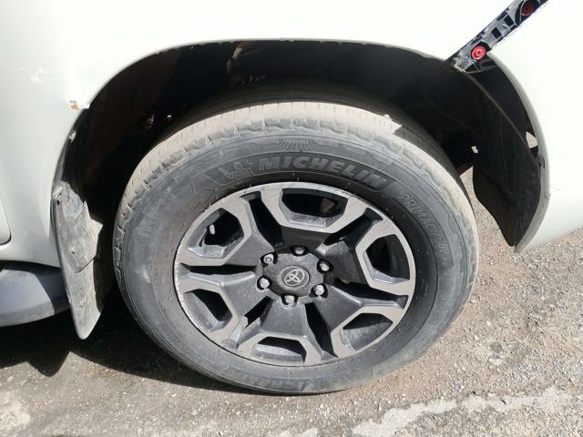 HILUX CD SRV 4X4 2.8 TDI DIESEL AUT - 2021/2022 — foto 24 de 38