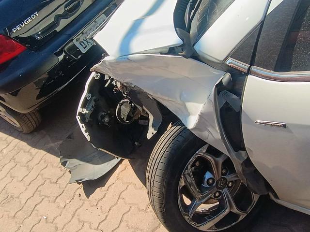 CITROEN C3 120A EXCLUSIV - 2014/2015 — foto 24 de 26