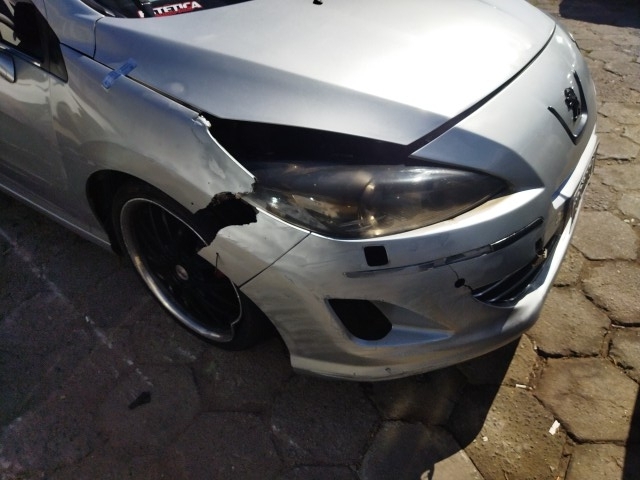 PEUGEOT 408 GRIFFE THP - 2012/2013 — foto 8 de 10