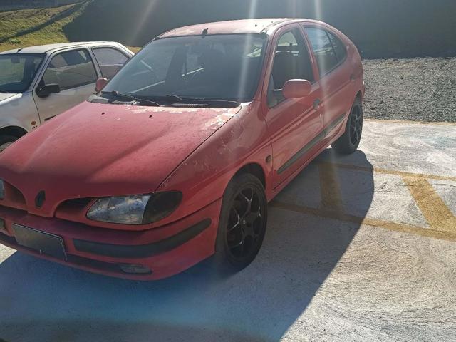RENAULT MEGANE 2.0 B - 1998/1998