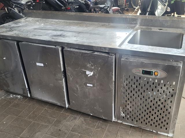 04 BALCÕES REFRIGERADOS COM PIA - leilão extrajudicial - TERESINA PI - lance mínimo R$ 22.400