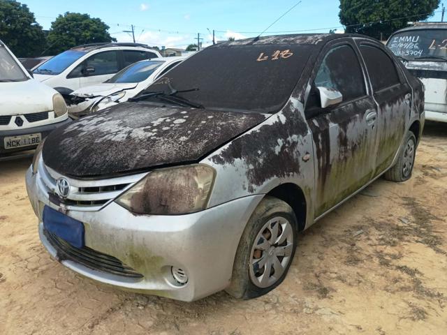TOYOTA ETIOS SD X - 2015/2016