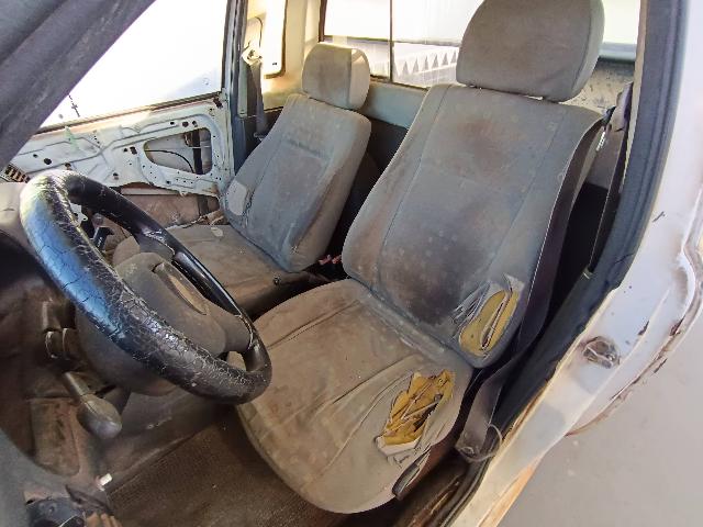 VOLKSWAGEN SAVEIRO CL 1.6 MI - 1998/1998 — foto 15 de 21