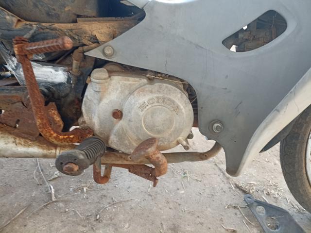 HONDA BIZ100 - 1/1 — foto 8 de 12