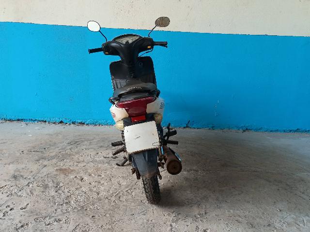 HONDA BIZ 100 ES - 2015/2015 — foto 4 de 13