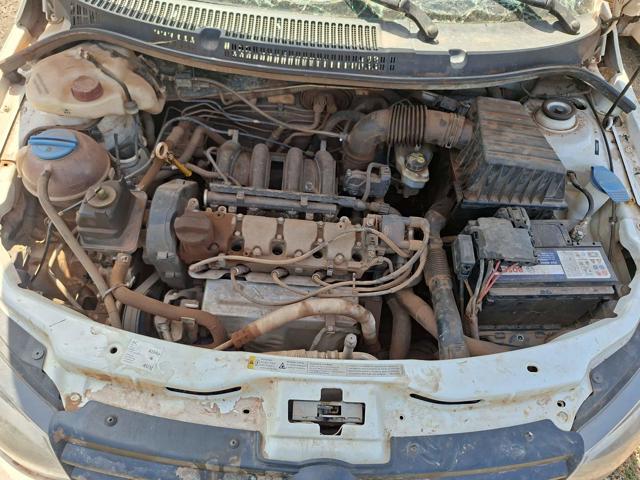 VOLKSWAGEN VOYAGE TL MB - 2015/2016 — foto 6 de 32