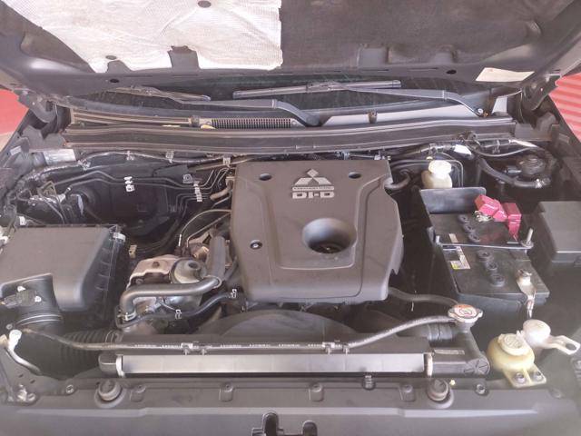 MMC TRITON SPORT HPE S - 2019/2020 — foto 5 de 26