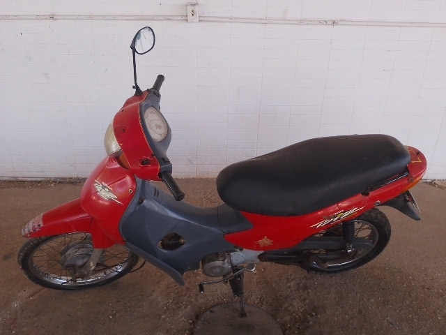 Honda C100 BIZ ES