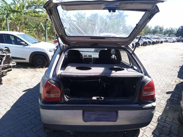 VOLKSWAGEN GOL 16V PLUS - 2001/2001 — foto 22 de 40