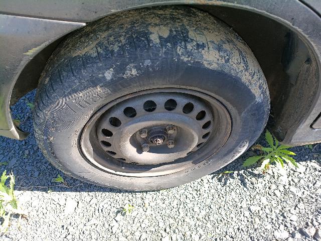 Foto 44 de 60: GOL 16V PLUS - 2001/2001