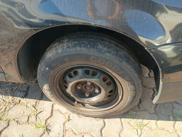 VOLKSWAGEN GOL 1.0 GIV - 2010/2010 — foto 22 de 24