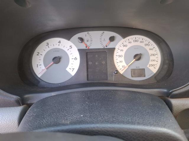 RENAULT CLIO PRI1016VS - 2007/2008 — foto 6 de 25