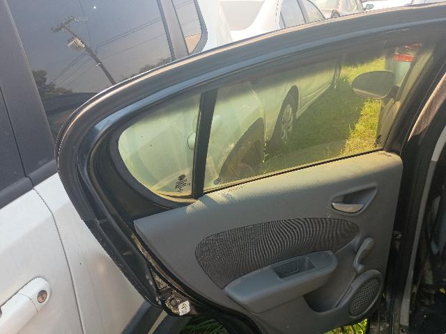 FIAT PALIO ATTRACT 1.0 - 2014/2015 — foto 14 de 22