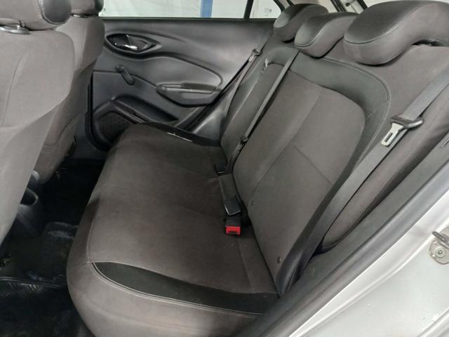 CHEVROLET ONIX 1.0MT LT - 2018/2019 — foto 24 de 38