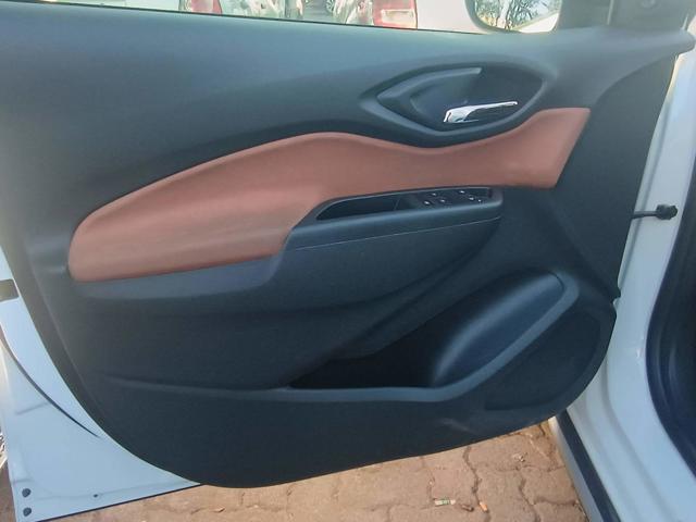 CHEVROLET ONIX 1.4AT ACT - 2018/2018 — foto 23 de 32