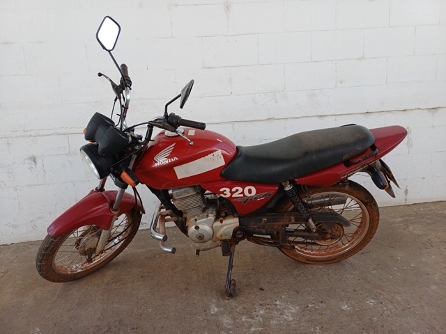 HONDA - CG 150 TITAN KS - leilão extrajudicial - TERESINA PI - lance mínimo R$ 2.400