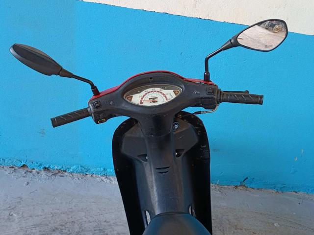 HONDA C100 BIZ - 1999/1999 — foto 6 de 13