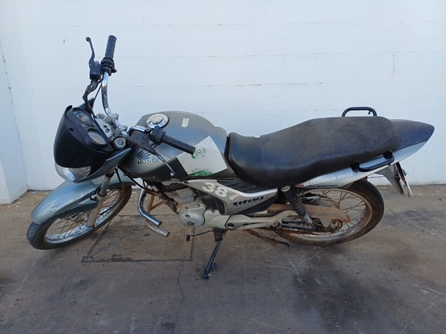 HONDA - CG 150 TITAN ESD - leilão extrajudicial - TERESINA PI - lance mínimo R$ 2.800