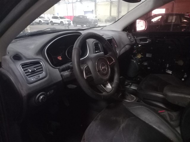 JEEP COMPASS LONGITUDE D - 2018/2018 — foto 34 de 40