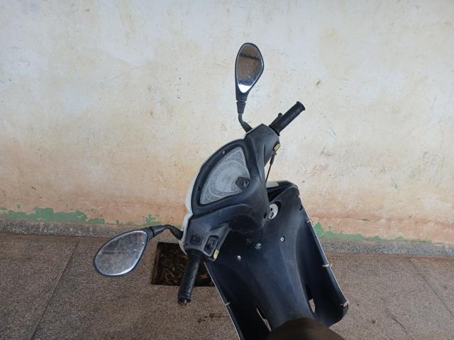 HONDA BIZ 100 ES - 2014/2015 — foto 6 de 10