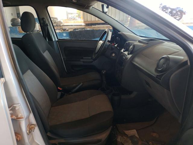 FORD FIESTA FLEX - 2010/2011 — foto 23 de 37