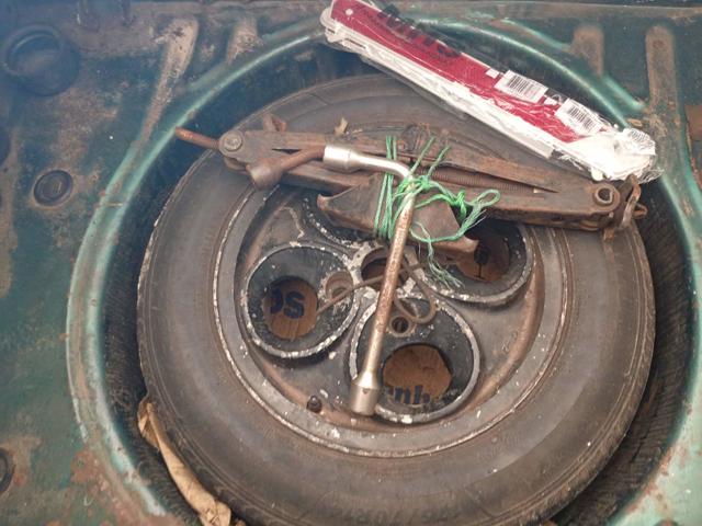 FORD ESCORT 1.0 HOBBY - 1995/1996 — foto 18 de 24