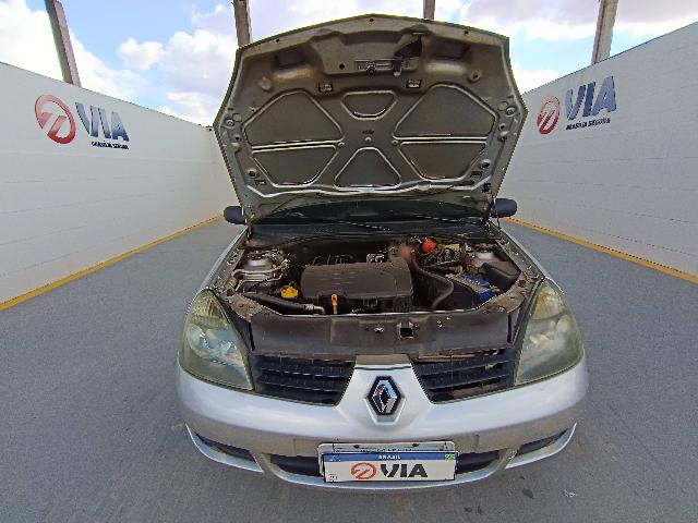 RENAULT CLIO CAM1016VH - 2011/2011 — foto 26 de 27