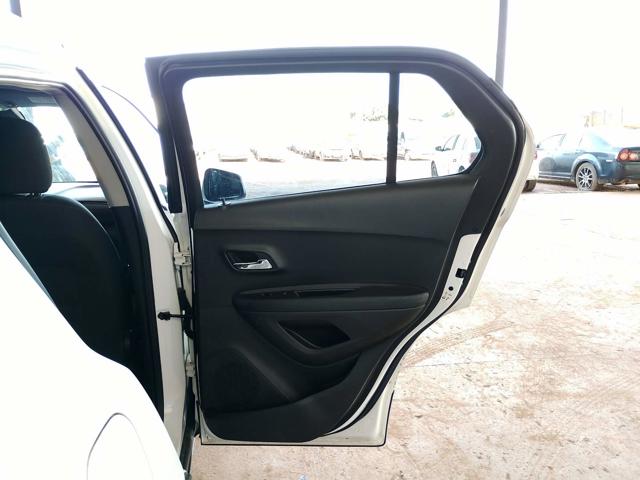 CHEVROLET TRACKER LT - 2017/2017 — foto 21 de 38