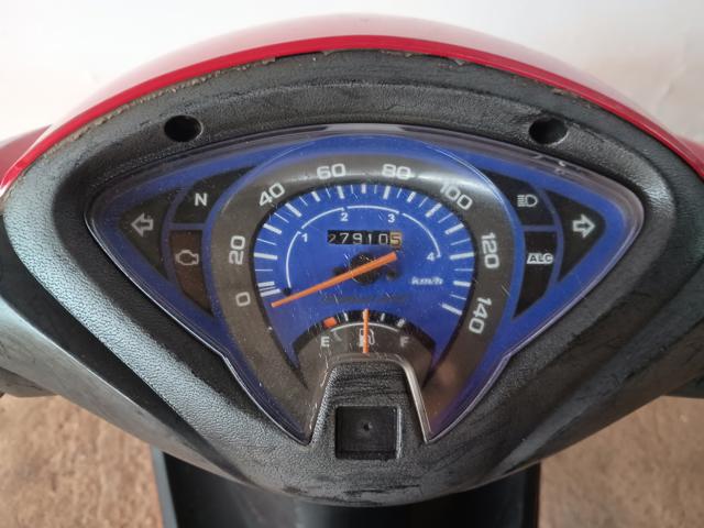 HONDA BIZ 125 ES - 2011/2011 — foto 5 de 10