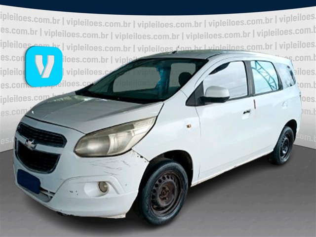 CHEVROLET - SPIN 1.8L MT LT