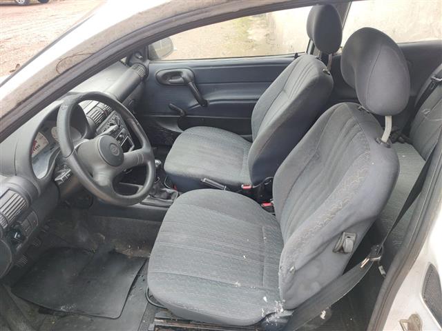 Foto 10 de 24: CORSA WIND - 2000/2000