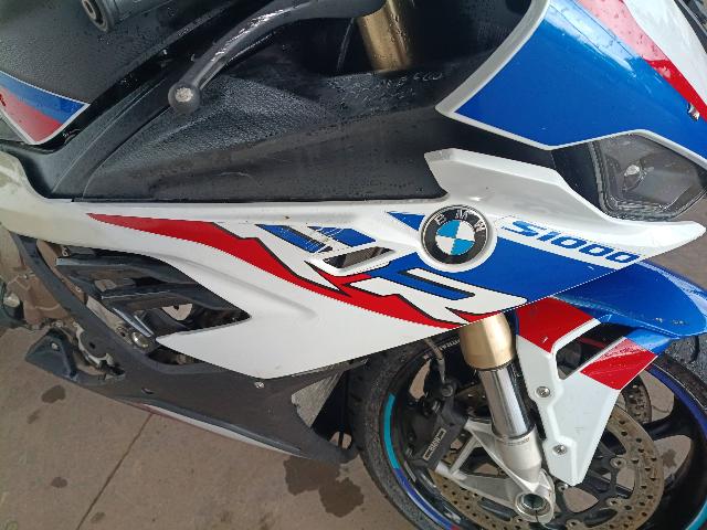 BMW S1000 RR - 2022/2022 — foto 7 de 16