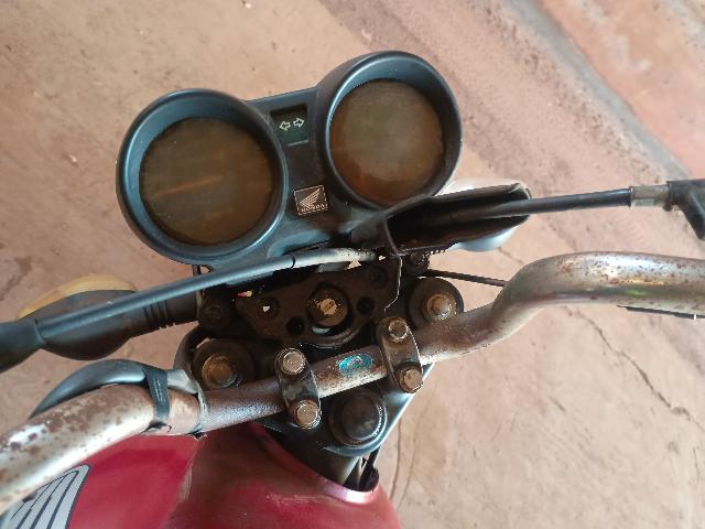 Foto 6 de 10: CG 150 TITAN KS - 2004/2004