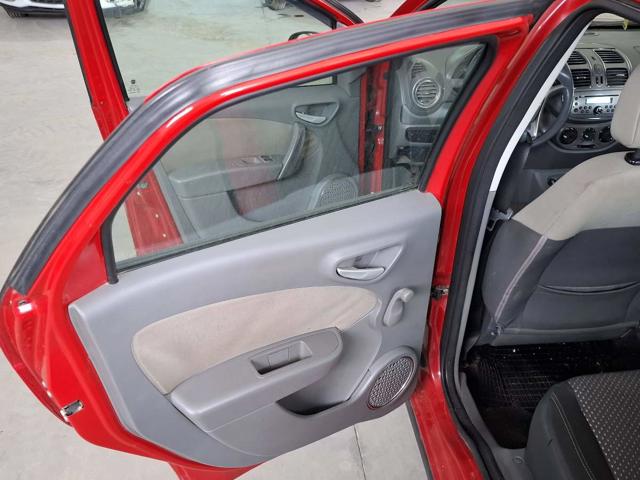 FIAT SIENA ESSENCE 1.6 - 2012/2013 — foto 19 de 26