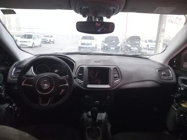 JEEP COMPASS LONGITUDE D - 2018/2018 — foto 28 de 40