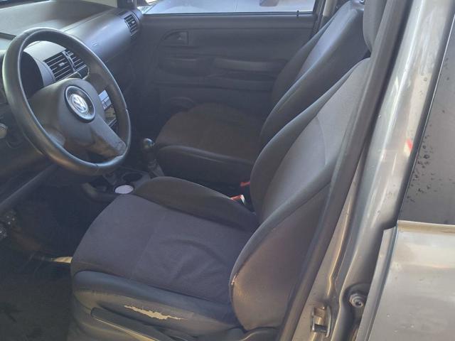 VOLKSWAGEN FOX 1.0 - 2005/2005 — foto 13 de 31