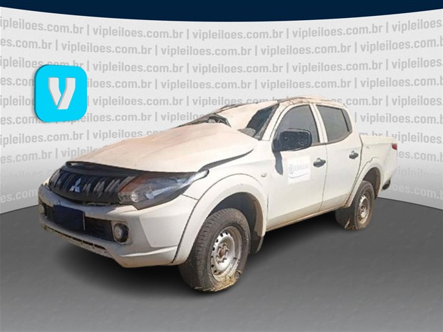 MITSUBISHI L200 Triton GLX 3.2 CD TB Int.Diesel Mec - 2023/2024