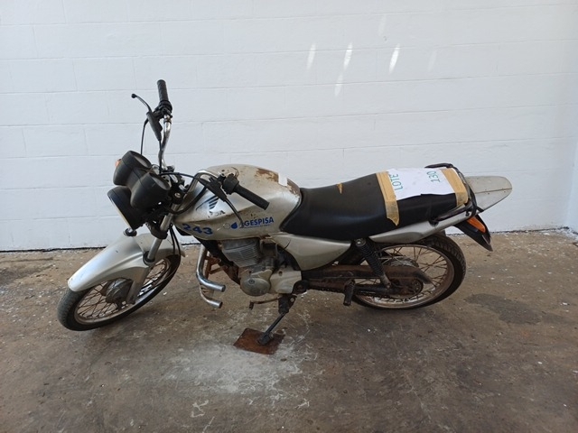 HONDA - CG 150 TITAN KS - leilão extrajudicial - TERESINA PI - lance mínimo R$ 1.900