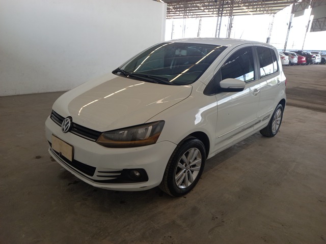 VOLKSWAGEN FOX CONNECT MB - 2019/2020