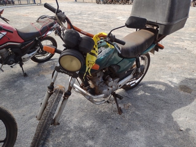 HONDA - CG 125 TITAN ES - leilão extrajudicial - SAMAMBAIA DF - lance mínimo R$ 2.800