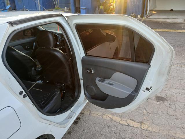 RENAULT LOGAN EXPR 10 - 2018/2018 — foto 24 de 37