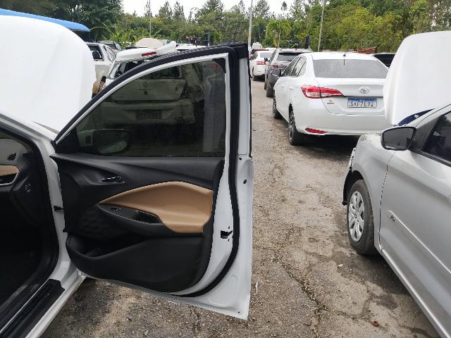 ONIX HATCH PREM. 1.0 12V TB FLEX 5P AUT. - 2022/2023 — foto 17 de 37