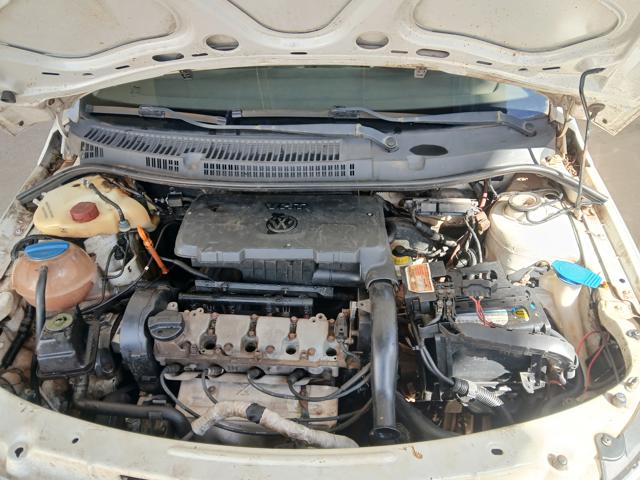 VOLKSWAGEN GOL 1.0 - 2009/2010 — foto 14 de 39