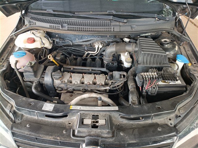 VOLKSWAGEN SAVEIRO CD HL MB - 2016/2016 — foto 10 de 25