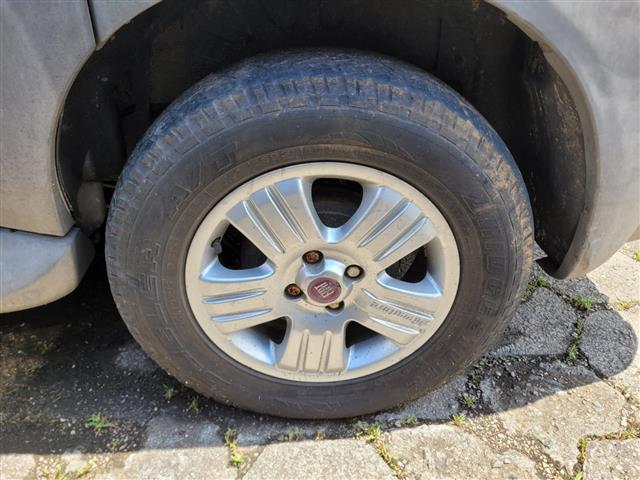 FIAT DOBLO ADV 1.8 FLEX - 2009/2009 — foto 24 de 25