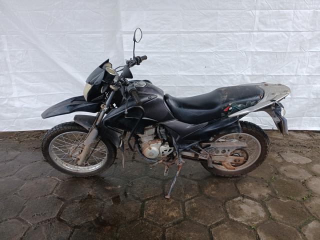 Honda Nxr150 Bros ESD 2013 em leilão