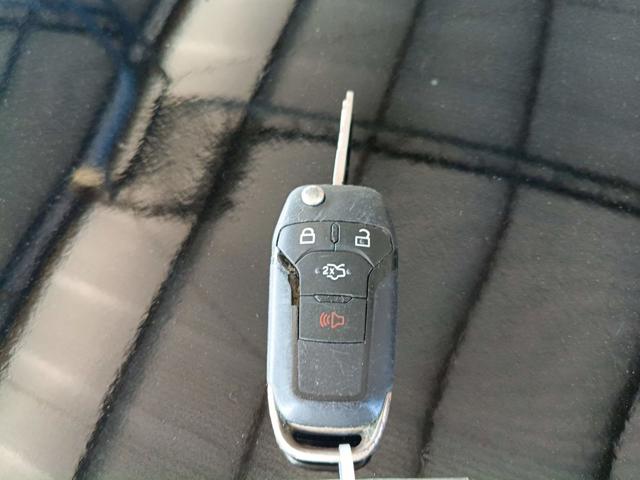 FORD KA SE 1.0 HA B - 2017/2018 — foto 28 de 40