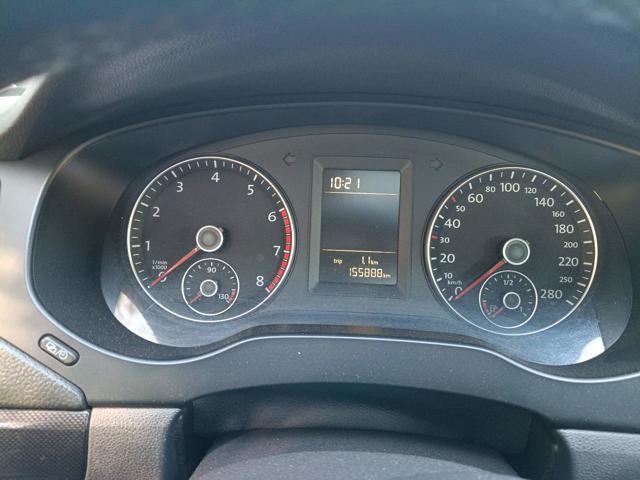 VOLKSWAGEN JETTA 2.0 - 2012/2012 — foto 7 de 28